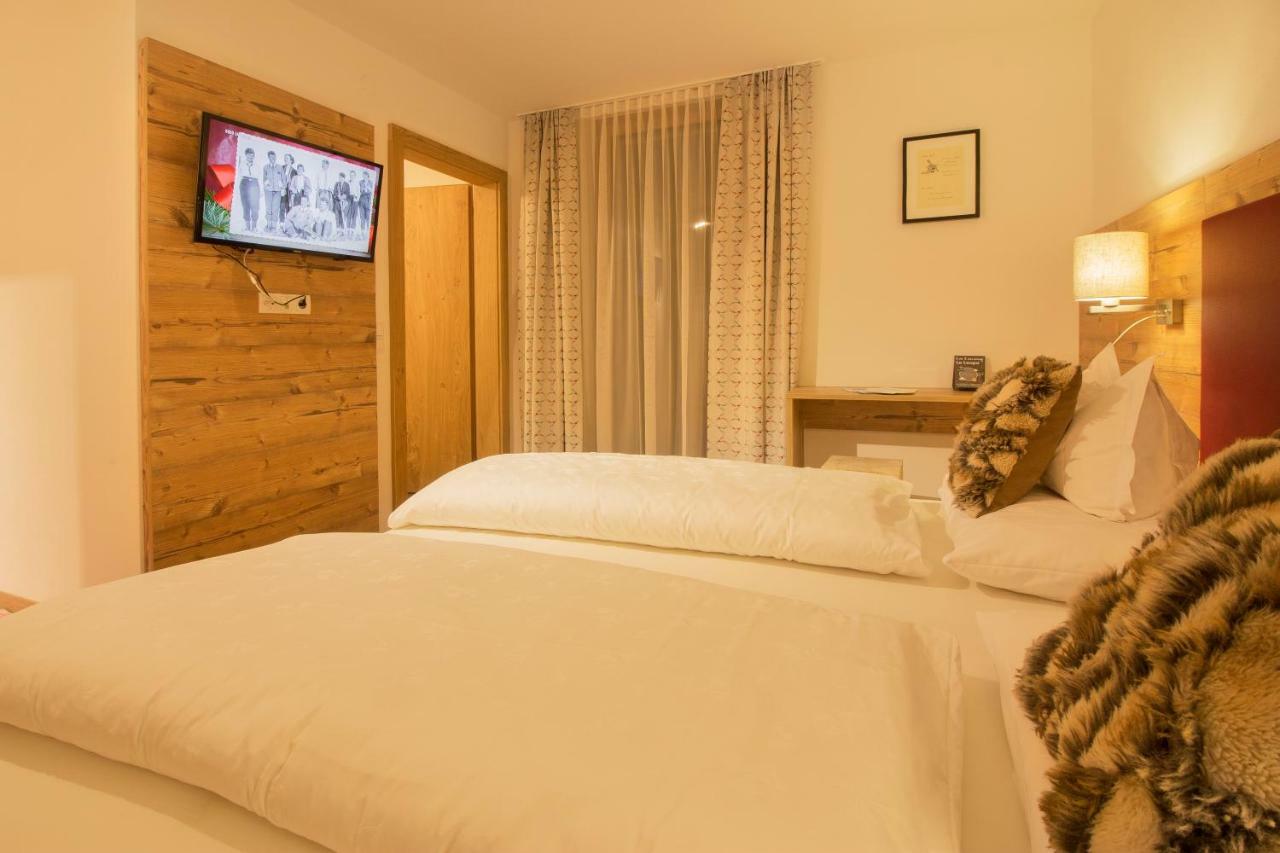 Haus Flexen Rooms & Apartments 施图本阿尔贝格 外观 照片